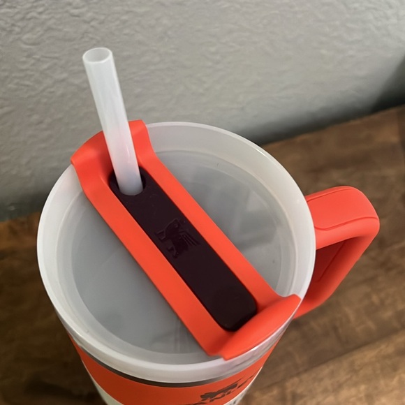 Stanley 40oz New Tiger Lilly/plum tumbler - Picture 4 of 4